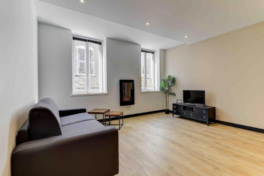 La Manufacture - Topdestination-Bourg - Centre Ville - Classe 3 Etoiles Bagian luar foto